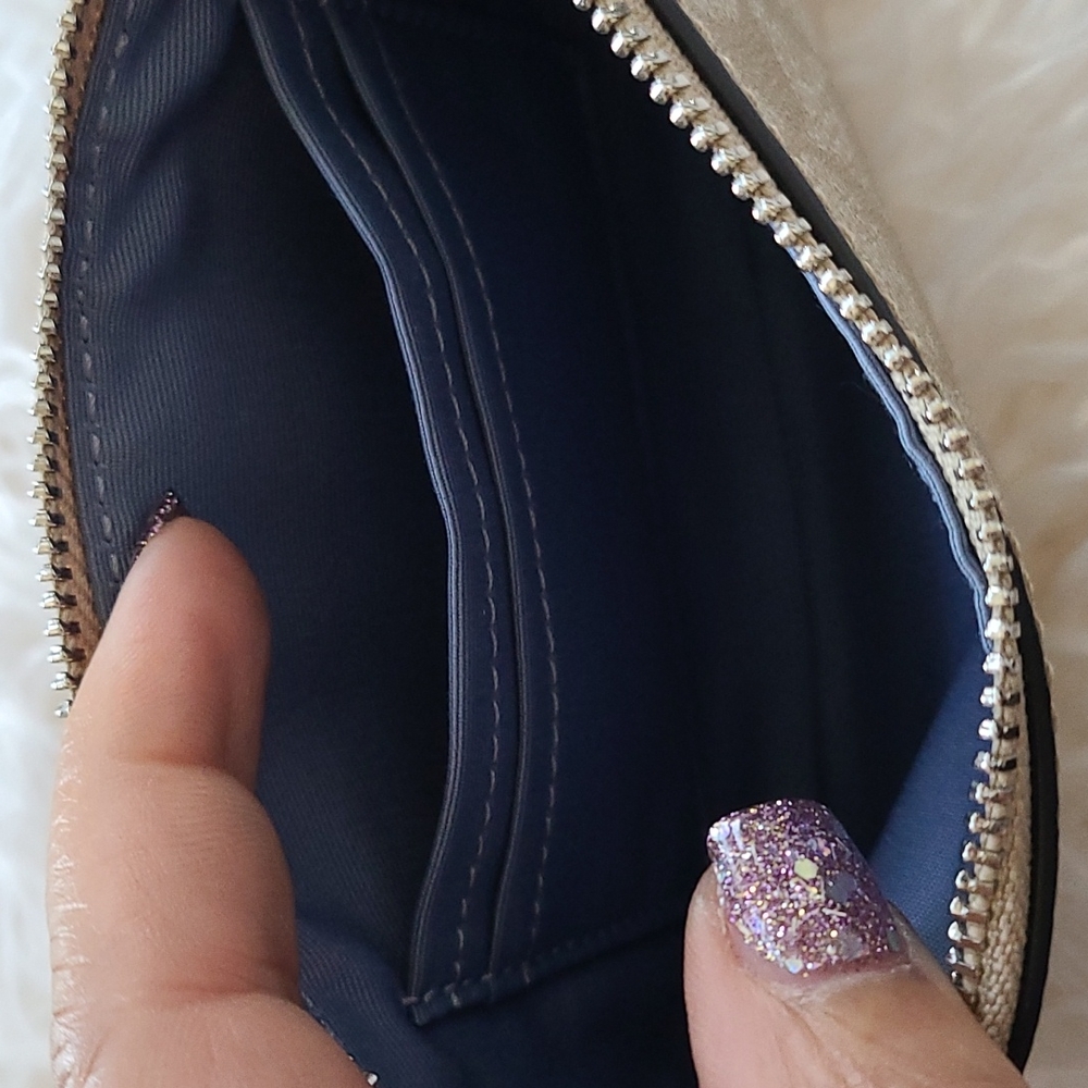 Coach wristlet - Picture 3 of 4